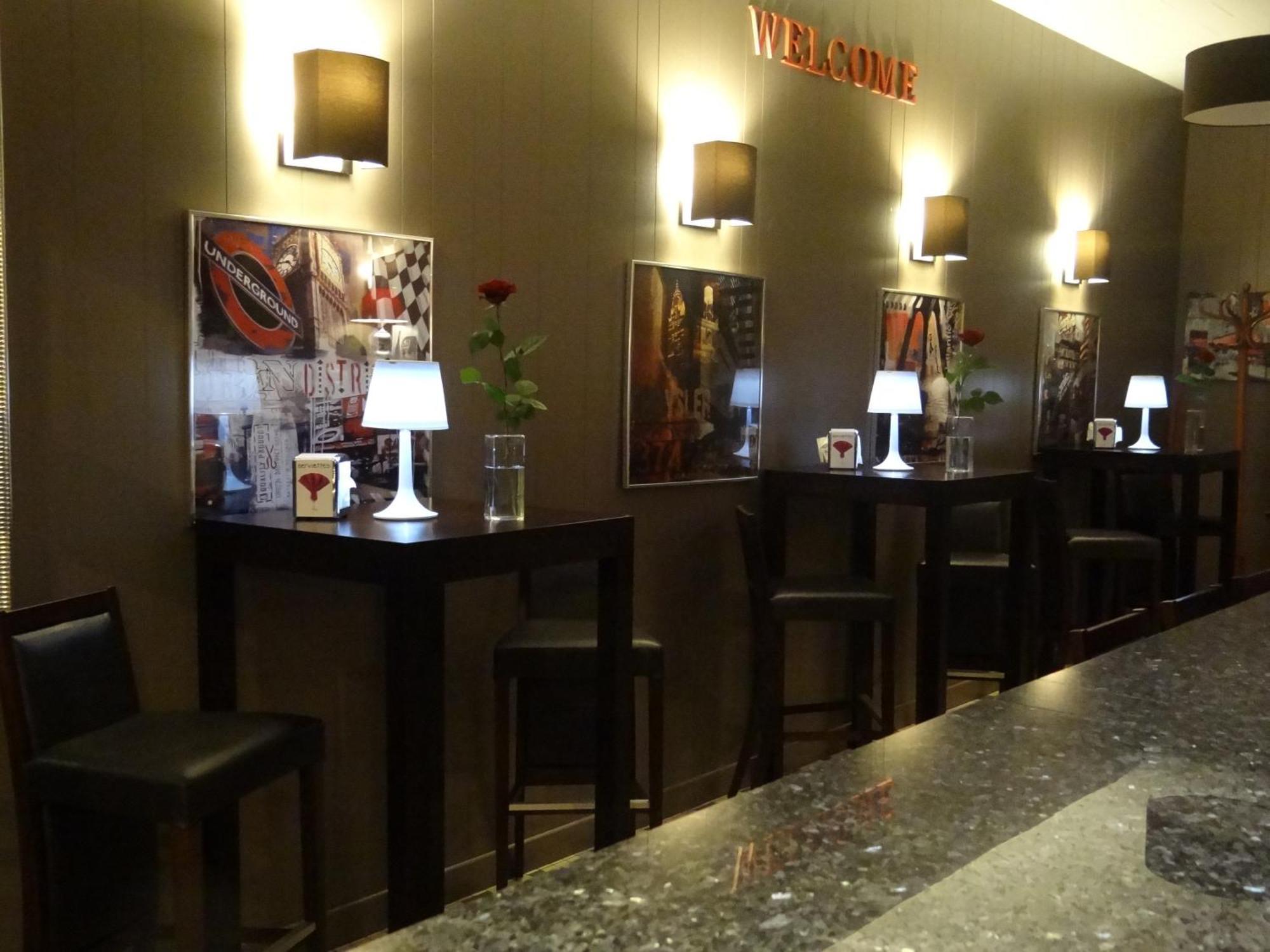 Hotel La Chope Cambrai Exterior photo
